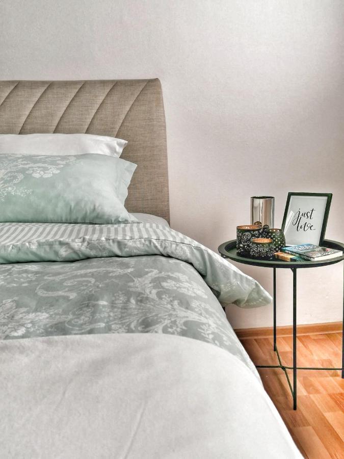 Nights & Smiles Sarajevo Apartamento Exterior foto