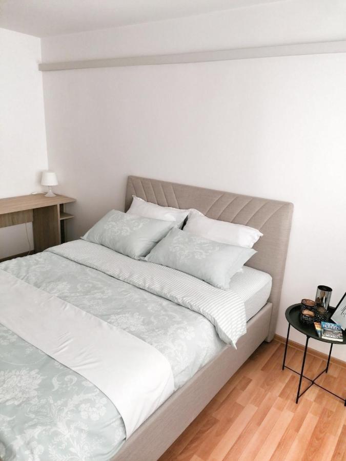 Nights & Smiles Sarajevo Apartamento Exterior foto