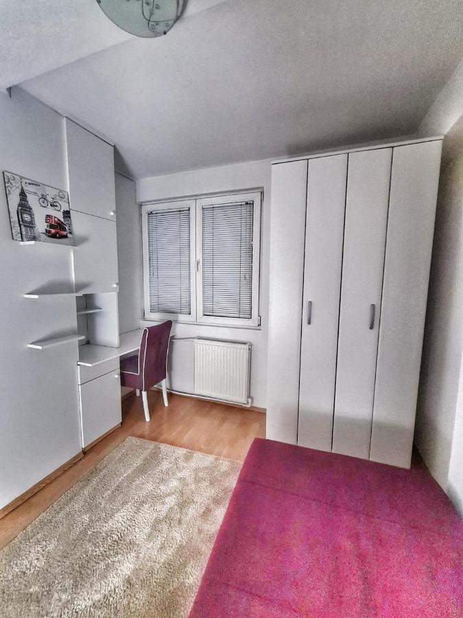 Nights & Smiles Sarajevo Apartamento Exterior foto