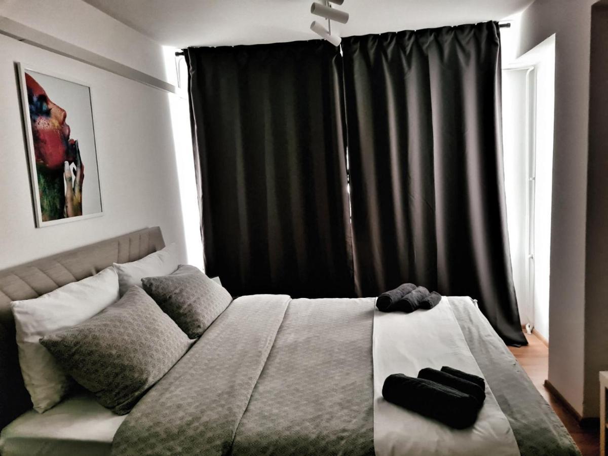 Nights & Smiles Sarajevo Apartamento Exterior foto
