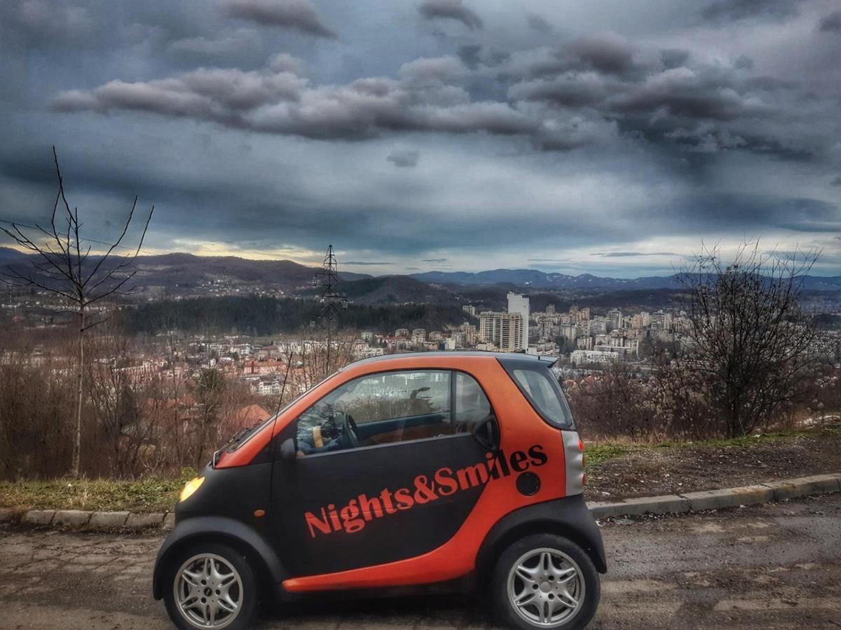 Nights & Smiles Sarajevo Apartamento Exterior foto