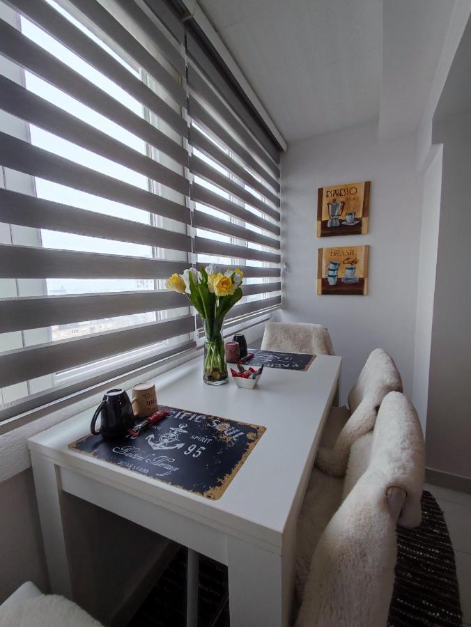 Nights & Smiles Sarajevo Apartamento Exterior foto